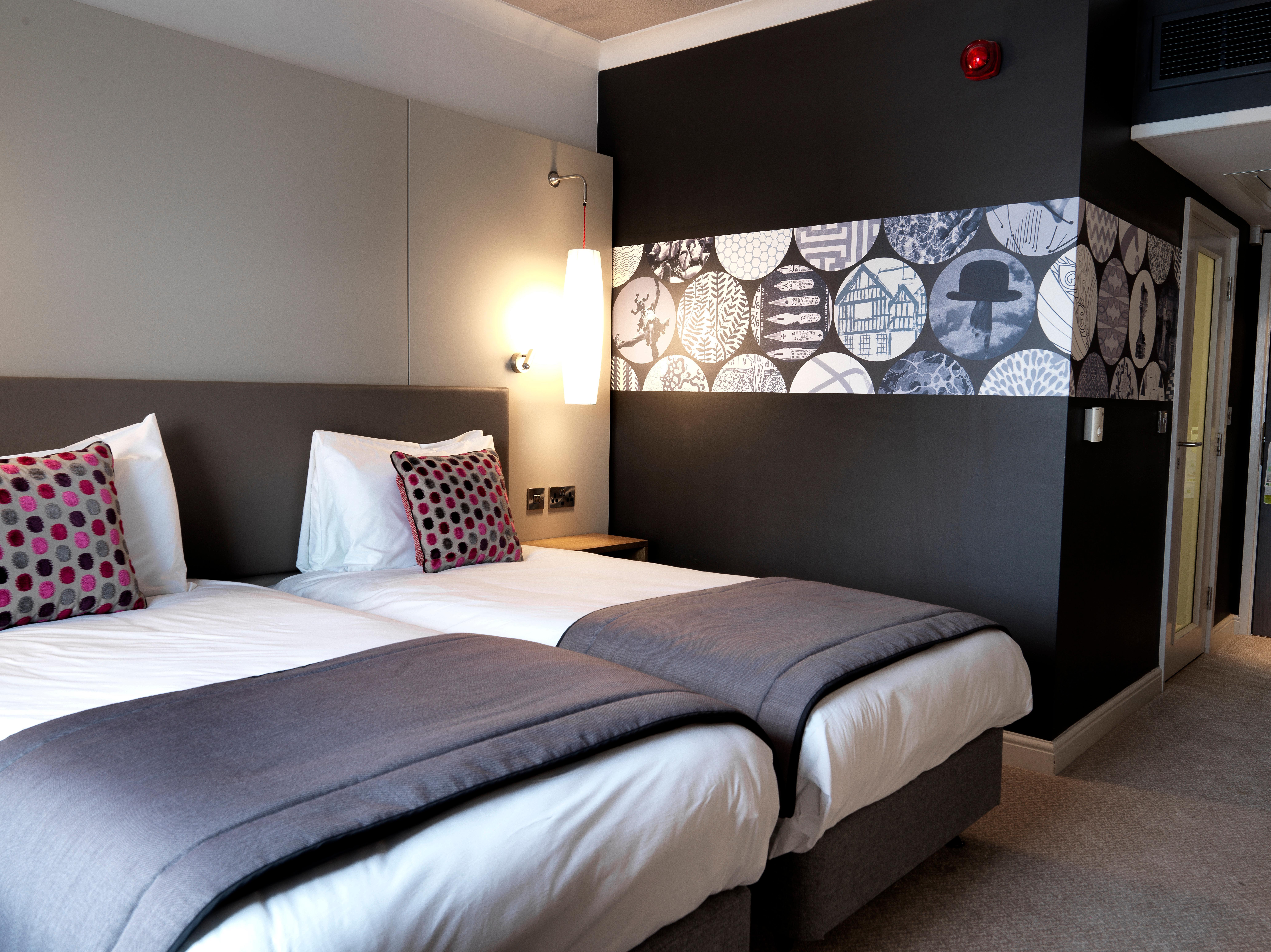 Crowne Plaza Harrogate By Ihg Hotel Exterior photo